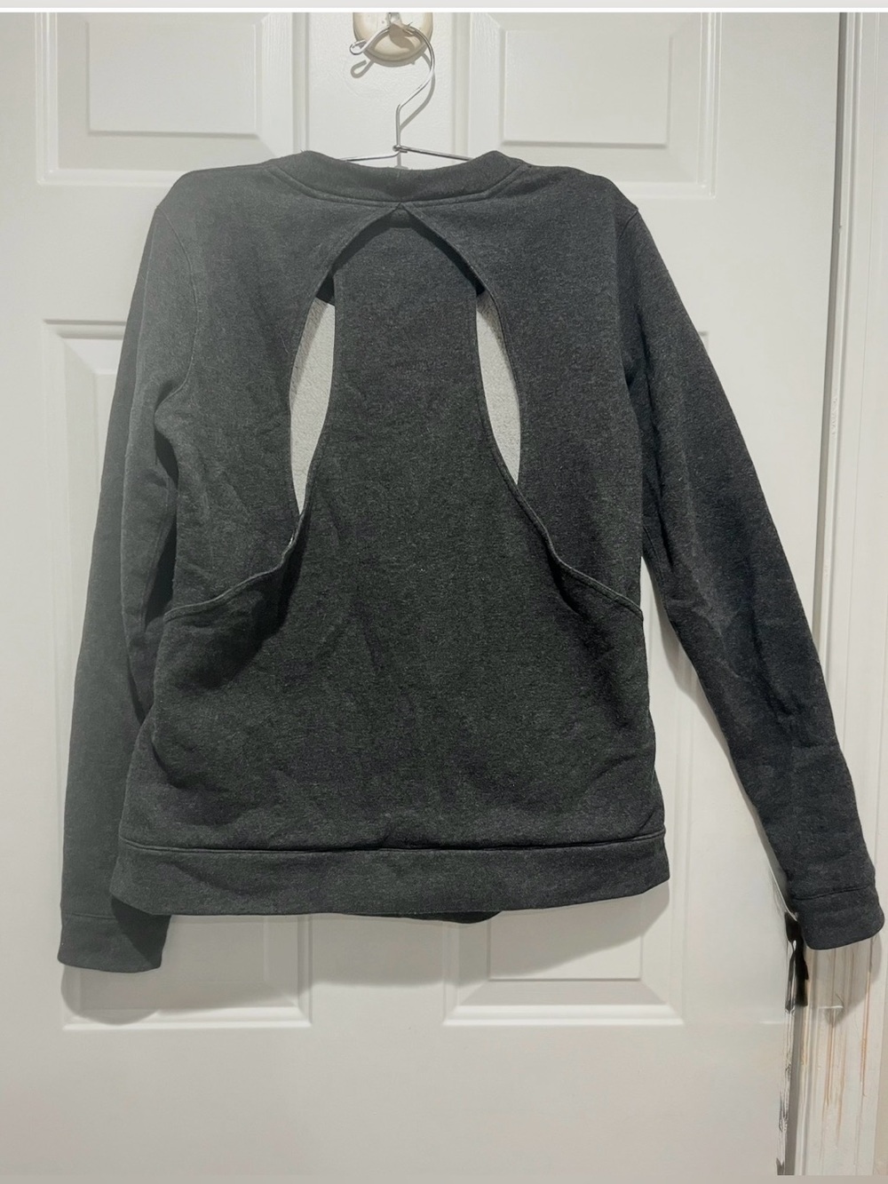 lululemon athletica Charcoal Cut out back Sweatshirt with pockets, Size 8